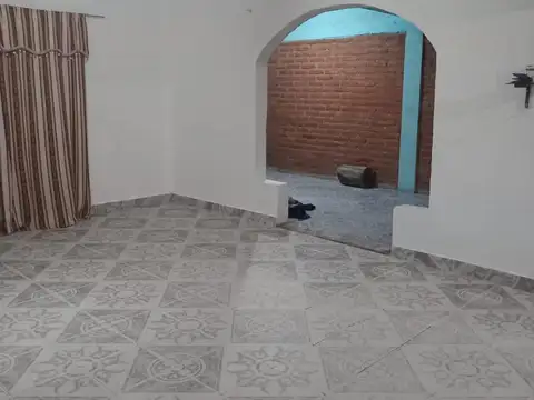 Casa en Alquiler en Villa Mercedes, $ 550.000