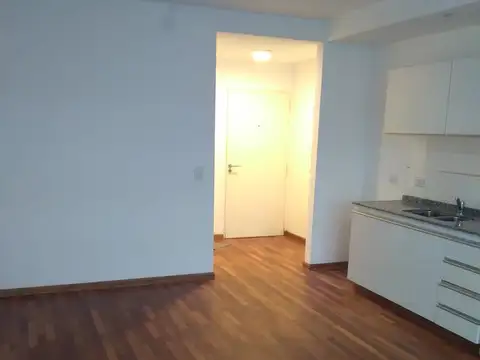 Departamento en Alquiler en Belgrano R, $ 650.000