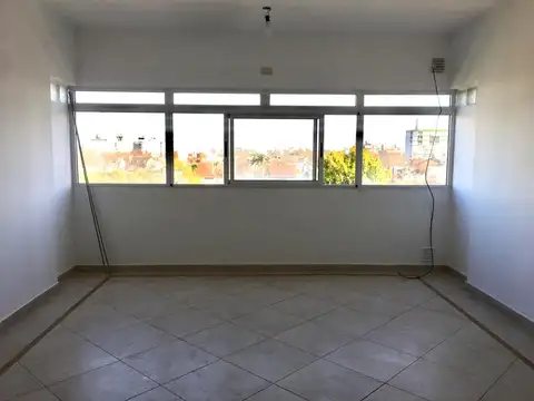 Departamento en Alquiler en Barrio Norte, $ 381.000