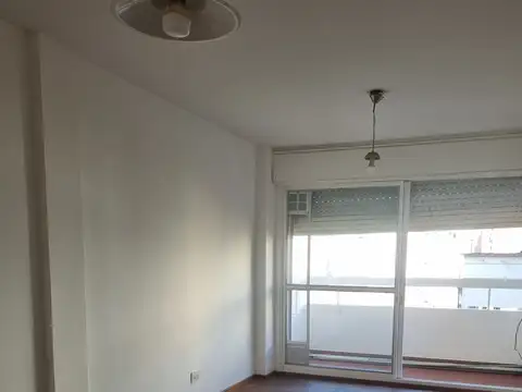Presidente Roca 1300, Piso 5