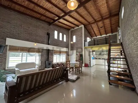 Casa en Venta al Oeste