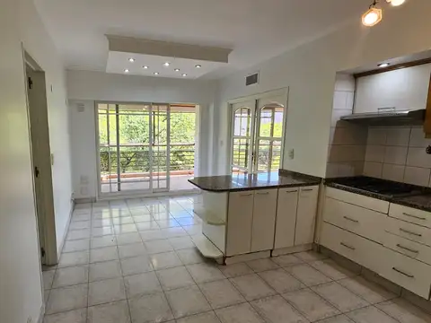 Departamento en Alquiler con 2 cocheras