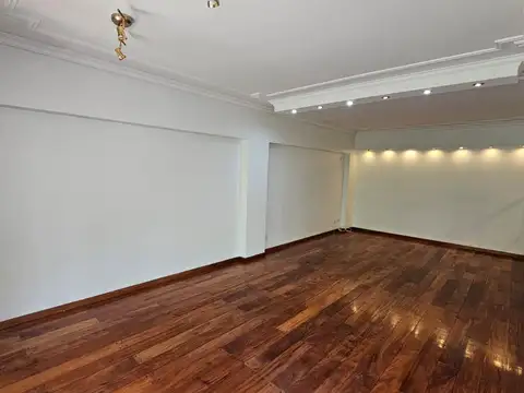 Departamento en Alquiler de 4 ambientes