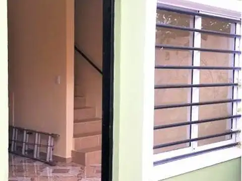 Excelente dúplex  en venta de 3 ambientes en Quilmes