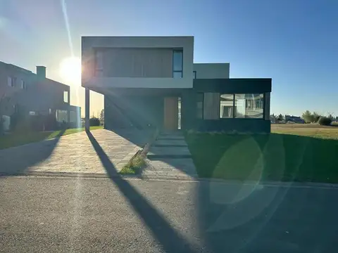 Casa en Venta de 6 dormitorios