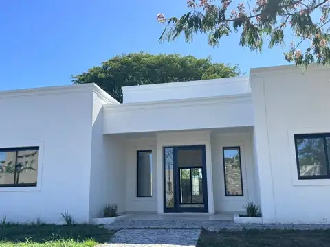 Casa en Venta con 1 cochera
