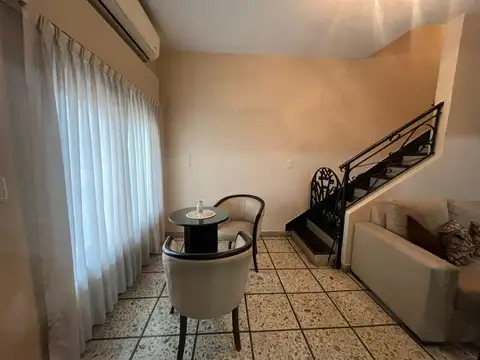 Depto Tipo Casa en Venta de 3 dormitorios