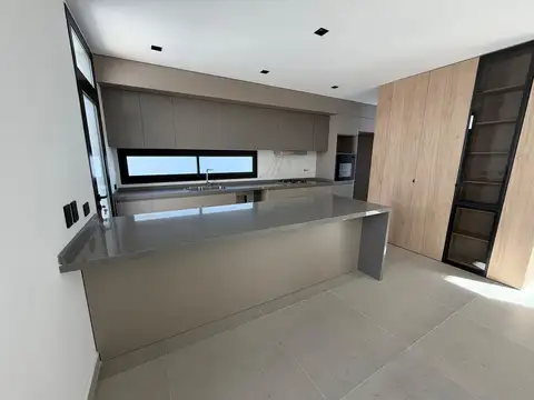 Casa en Venta en Campo Chico Urbanizacion Residencial, USD 270.000