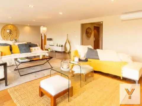 Departamento en Venta con 2 cocheras