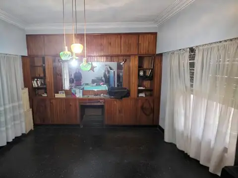 Casa en Venta en Villa del Parque, USD 260.000