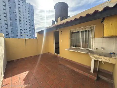 VENTA PH APTO CRED 4 AMB TERRAZA PISO 1 CHACARITA