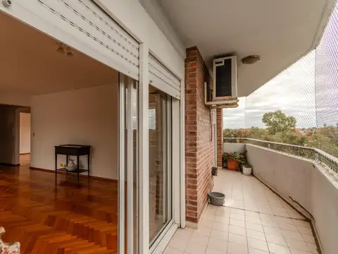 Departamento en Alquiler con 1 cocheras