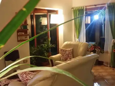 Hotel en venta - 16 habitaciones 1 departamento - 500Mts2 - Valeria del Mar