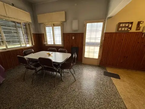 Depto Tipo Casa en Venta de 3 ambientes