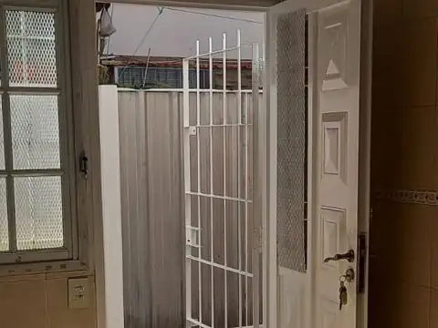 Depto Tipo Casa en Alquiler de 3 ambientes