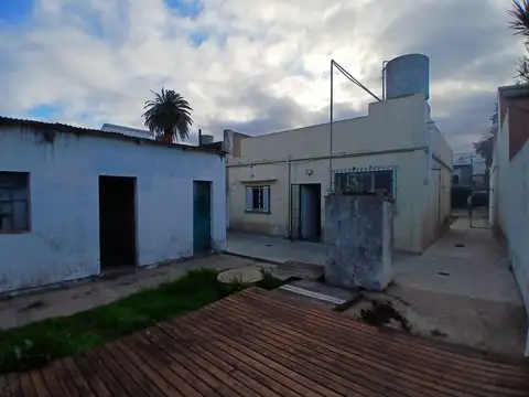 Esteban Echeverría 2000