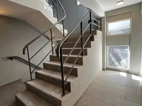 Depto Tipo Casa en Alquiler 1 año