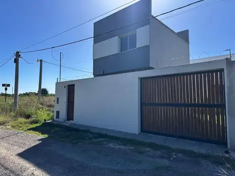 Calle 37 esquina 142 2300