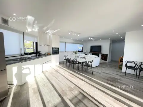 Casa en Alquiler de 3 dormitorios