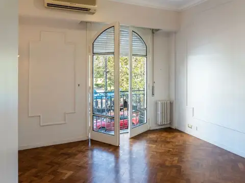 VENTA DEPARTAMENTO 3 DORMITORIOS, COCHERA. CENTRO