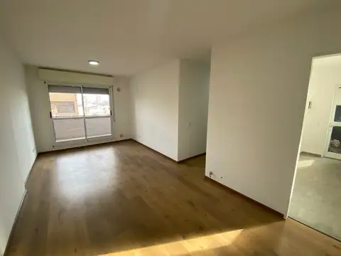 Departamento de 2 dormitorios en alquiler semi amoblado