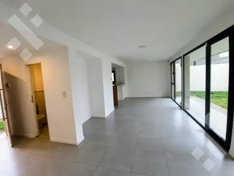 Depto Tipo Casa en Venta 3 años