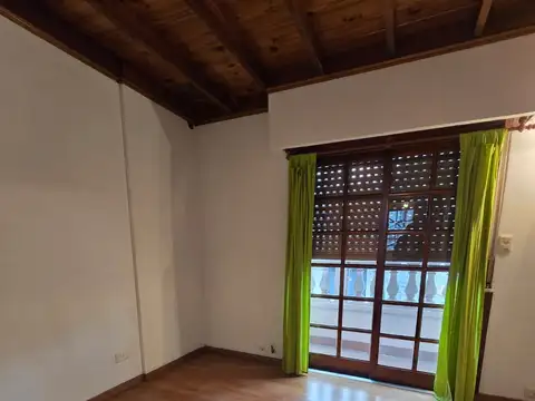Departamento DOS AMBIENTES 1/2 en zona céntrica de Ciudadela