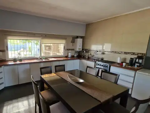Casa en Venta al Este