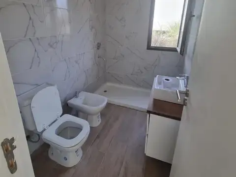 Casa en Venta en El Canton - Norte, USD 250.000