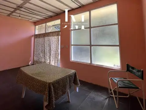 Casa 3 ambientes con 2 baños