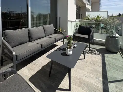 Departamento 7 ambientes con 3 baños