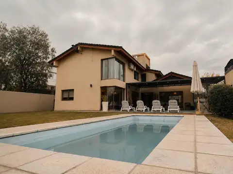 Casa de Categoria en Huerto del Sol