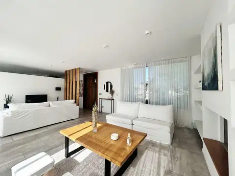 Casa en Venta al Oeste