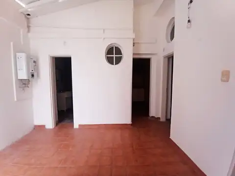 Martínez Castro 600