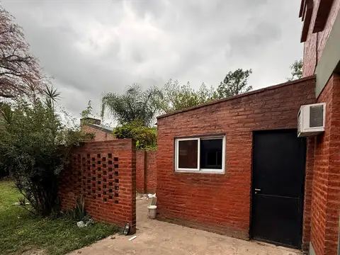 Casa en Alquiler en Villa Fabiana, USD 1.000