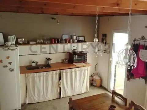 Casa 4 ambientes con 1 baño