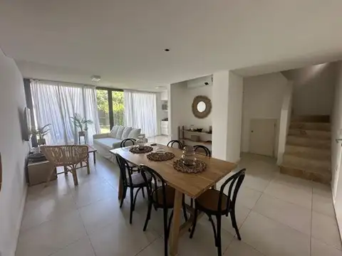 Muy lindo duplex en nuevo beccar central