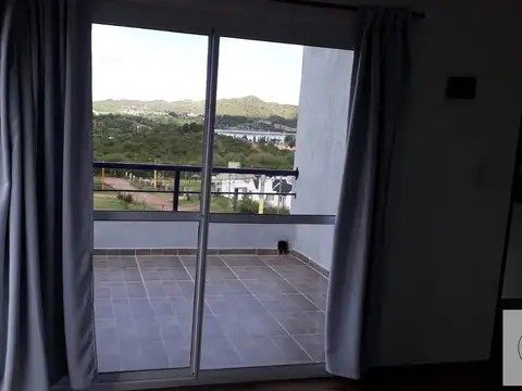 Dúplex en Potrero de los Funes con vista al lago y gran parque
