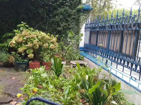 Depto Tipo Casa en Venta de 5 dormitorios