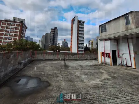 25 De Mayo 100, Piso 2