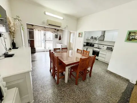 Casa 3 ambientes con 1 baño