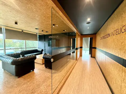 Amaneceres Office 100, Piso 2