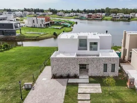 Casa en Venta de 5 dormitorios
