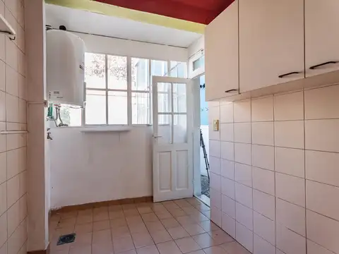 Depto Tipo Casa Monoambiente con 2 baños