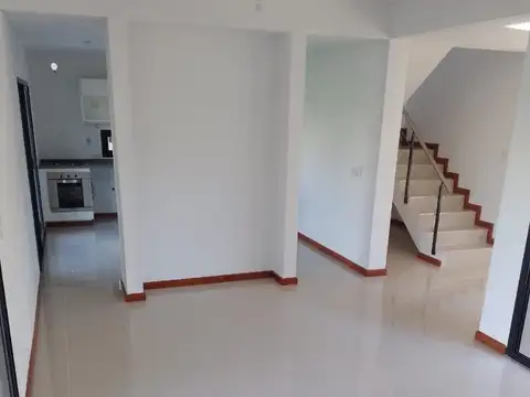 Casa en Country | Casa 5 Ambientes en 2 Plantas | Moreno