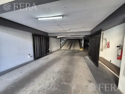 Venta de cochera descubierta en Wilde