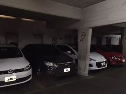 Cochera en Venta Fija