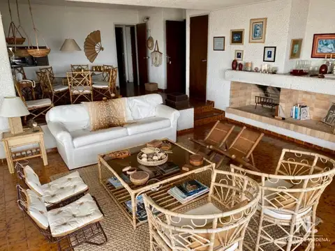 Departamento 4 ambientes con 3 baños