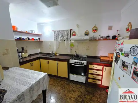 Chalet en venta c/ cochera en Zona Sur