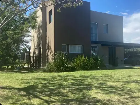 Casa en Alquiler en San Matias, USD 1.600